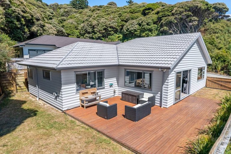 Photo of property in 19 Moonsail Drive, Whitby, Porirua, 5024