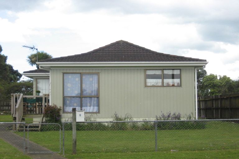 Photo of property in 6 Kern Place, Manurewa, Auckland, 2102