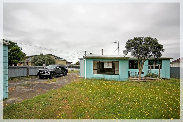 Photo of property in 23 Herrington Street, Foxton, 4814