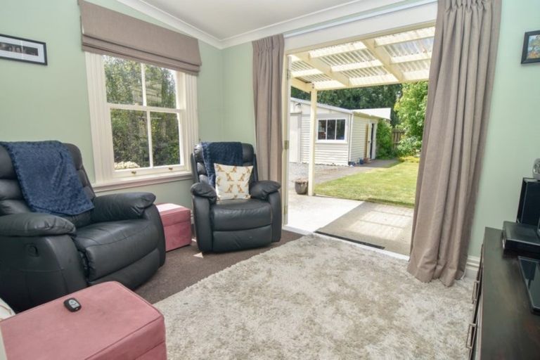 Photo of property in 15 Howard Street, Carterton, 5713