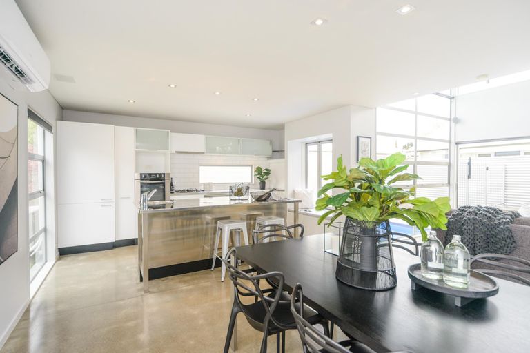 Photo of property in 4 Mere Mere Avenue, Palmerston North, 4414