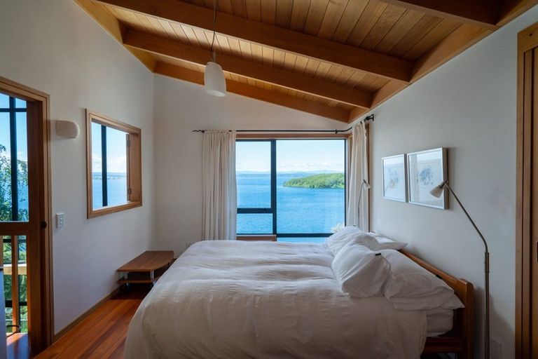 Photo of property in 836 Wily Terrace, Acacia Bay, Taupo, 3330