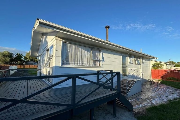 Photo of property in 2/147 Gills Road, Half Moon Bay, Auckland, 2014
