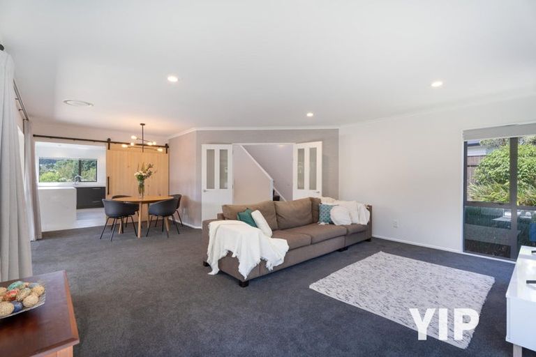 Photo of property in 59 Te Puia Drive, Aotea, Porirua, 5024