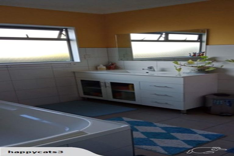 Photo of property in 38a King Street, Taradale, Napier, 4112