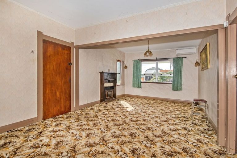 Photo of property in 16 Tauraroa Road, Maungakaramea, Whangarei, 0178