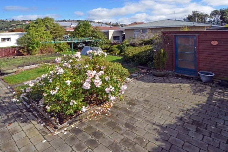 Photo of property in 42a Hargest Crescent, Saint Kilda, Dunedin, 9012