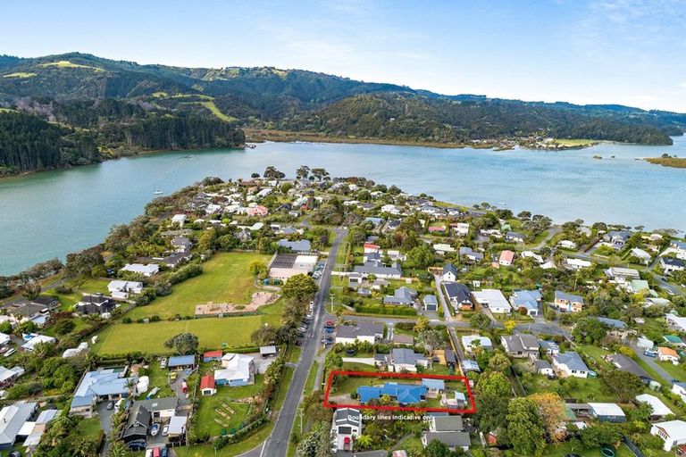 Photo of property in 18 Point Wells Road, Point Wells, Warkworth, 0986