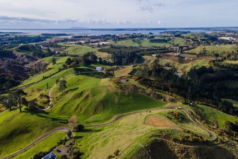 Photo of property in 8b Hinckley Road, Aongatete, 3181