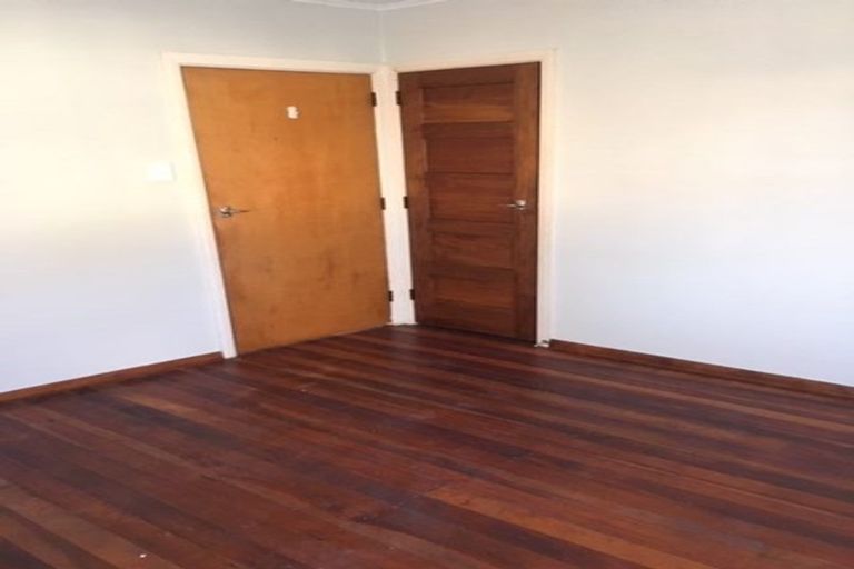 Photo of property in 53 Biddle Crescent, Taita, Lower Hutt, 5011