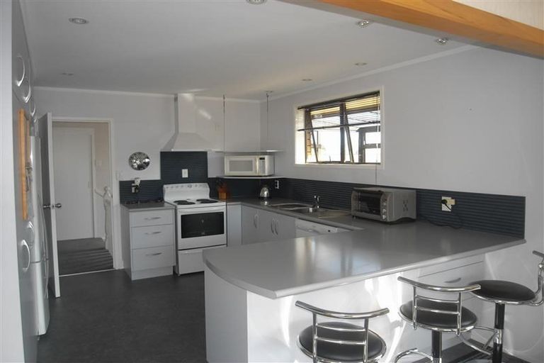 Photo of property in 179 Hobsonville Road, Hobsonville, Auckland, 0618