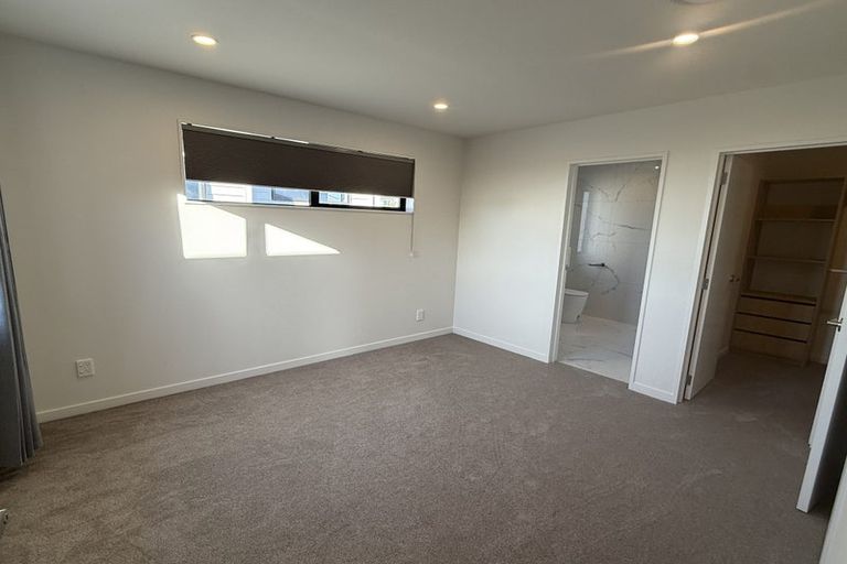 Photo of property in 120 Taylor Street, Blockhouse Bay, Auckland, 0600