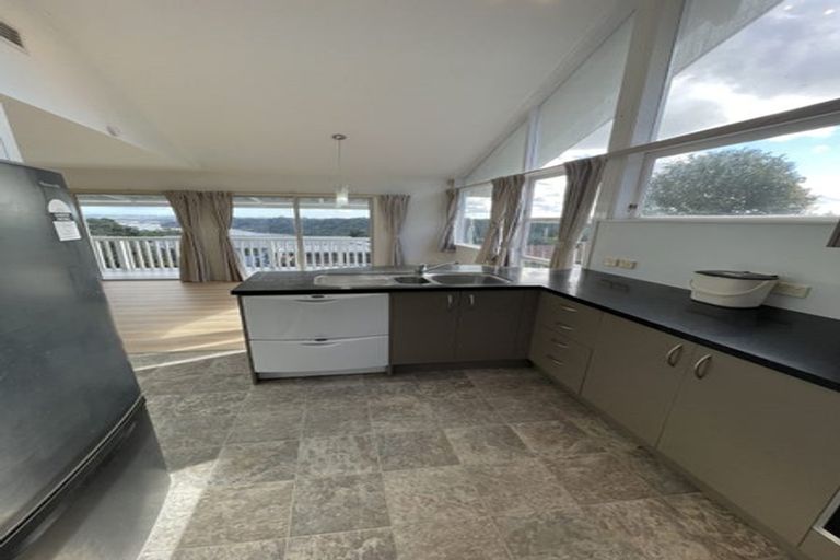 Photo of property in 14 Pemberton Avenue, Bayview, Auckland, 0629