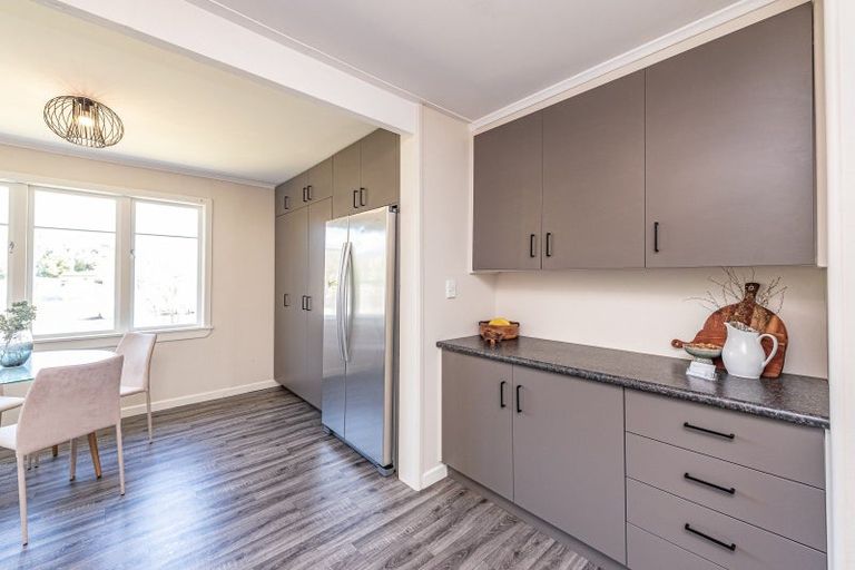 Photo of property in 16 Nikau Street, Tawhero, Whanganui, 4501