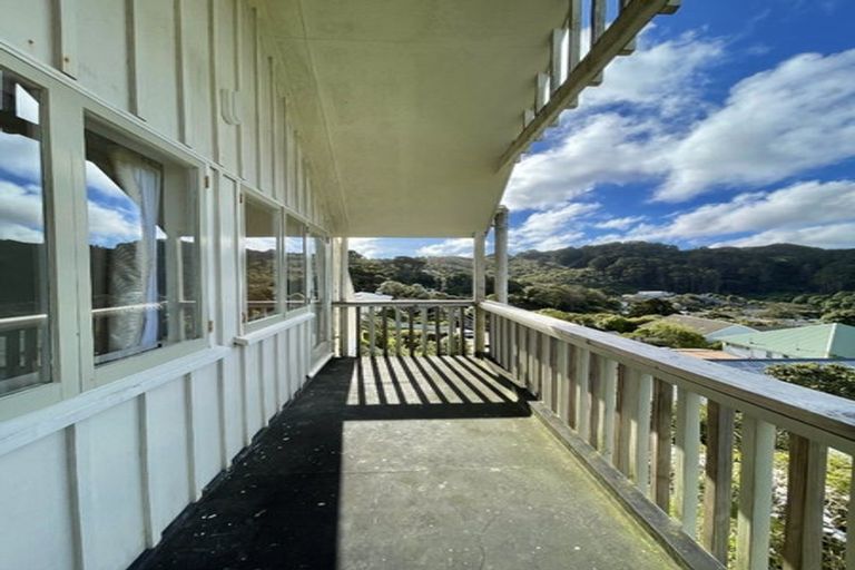 Photo of property in 14 Terawhiti Terrace, Karori, Wellington, 6012