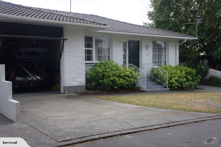 Photo of property in 2/188c Gayhurst Road, Dallington, Christchurch, 8061