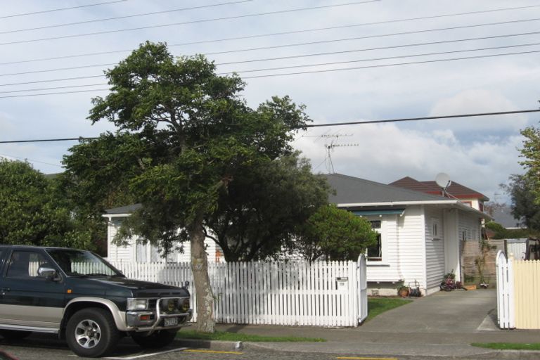 Photo of property in 32 Copeland Street, Hutt Central, Lower Hutt, 5011
