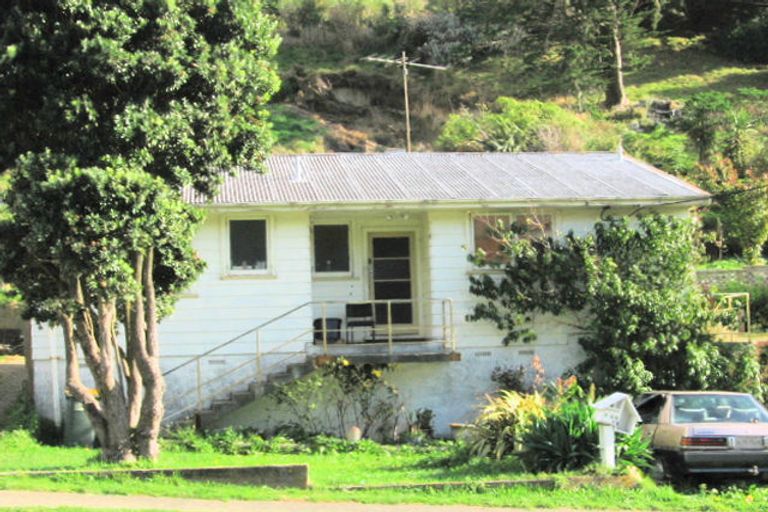 Photo of property in 195 Sievers Grove, Cannons Creek, Porirua, 5024