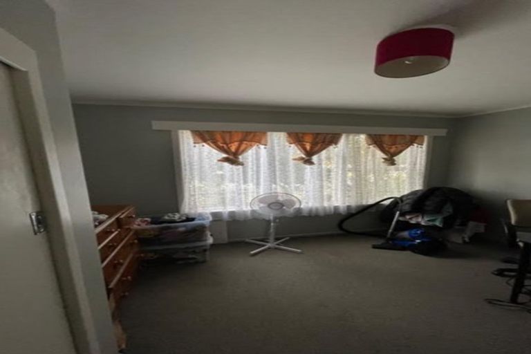 Photo of property in 15 Kirton Crescent, Manurewa, Auckland, 2102