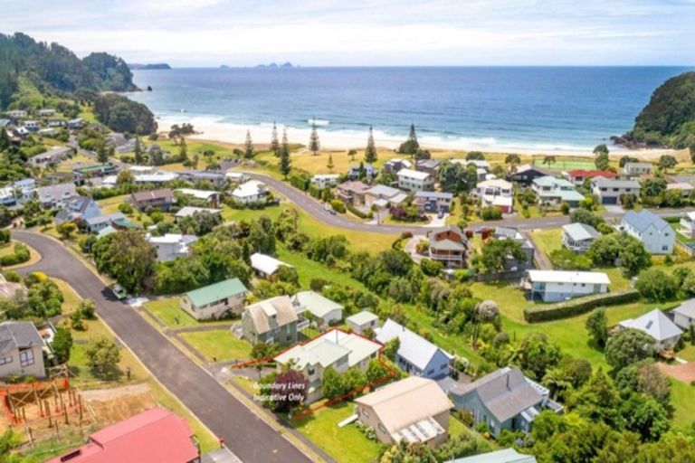 Photo of property in 217 Russell Bruce Place, Onemana, Whangamata, 3691