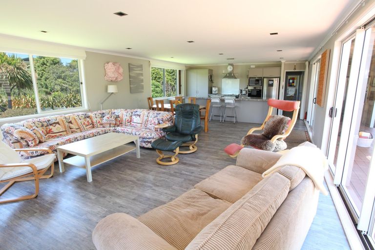 Photo of property in 5c Waikowhai Place, Raglan, 3225