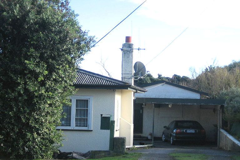 Photo of property in 5 Ngaio Street, Otaki Beach, Otaki, 5512