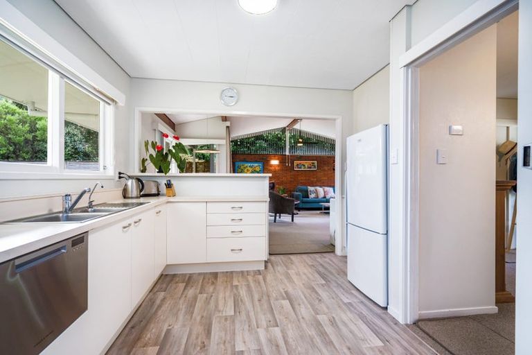 Photo of property in 21 Fairway Drive, Te Kamo, Whangarei, 0112