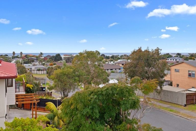 Photo of property in 18 Claydon Place, Ohope, 3121