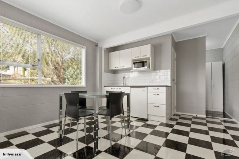 Photo of property in 35 Marriott Road, Pakuranga, Auckland, 2010