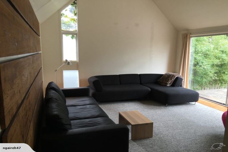 Photo of property in 22 Paramu Avenue, Birkdale, Auckland, 0626