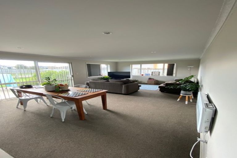 Photo of property in 17 Trauzer Place, Flagstaff, Hamilton, 3210