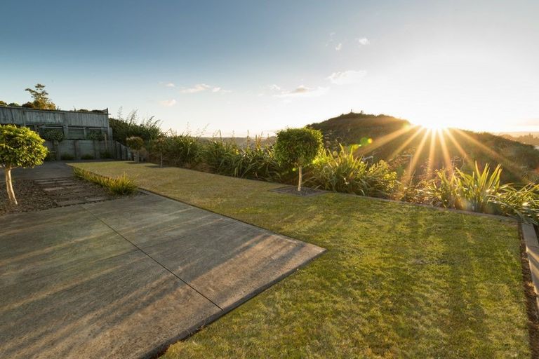 Photo of property in 24 Rexford Heights, Pyes Pa, Tauranga, 3112