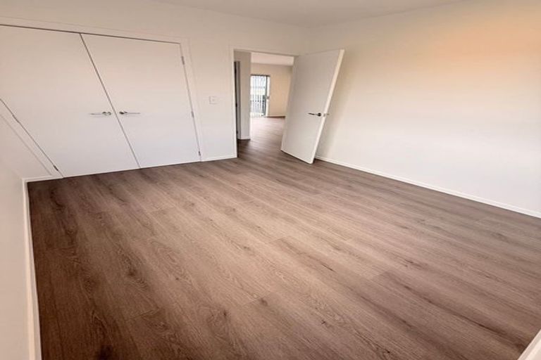 Photo of property in 128a Birkdale Road, Birkdale, Auckland, 0626