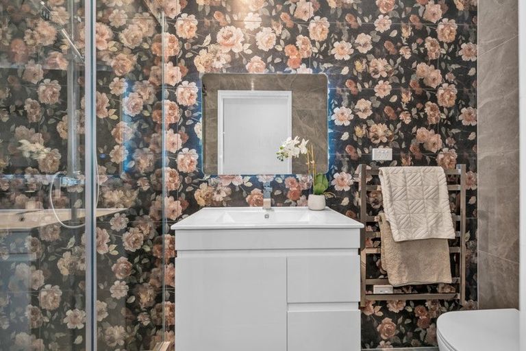 Photo of property in 6b Tua Place, Favona, Auckland, 2024