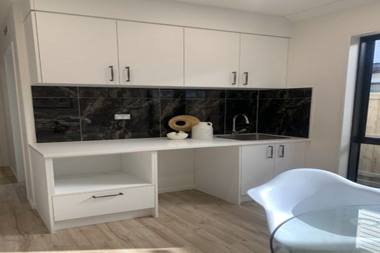 Photo of property in 24 Matahae Drive, Flat Bush, Auckland, 2019