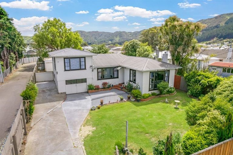 Photo of property in 9 Norfolk Street, Wainuiomata, Lower Hutt, 5014