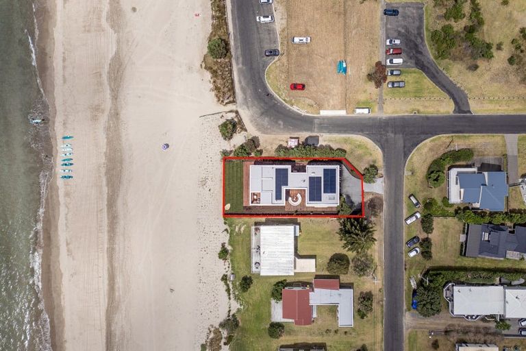 Photo of property in 100 Pipi Road, Whangamata, 3620
