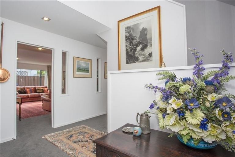 Photo of property in 86 Idris Road, Fendalton, Christchurch, 8052