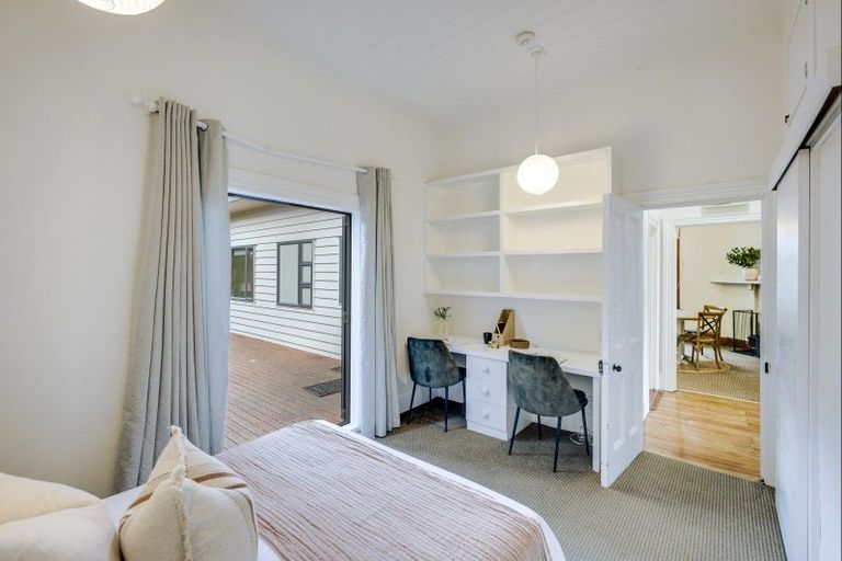 Photo of property in 6 Hall Street, Napier South, Napier, 4110