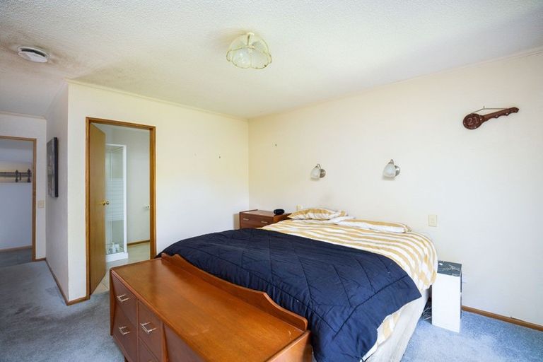 Photo of property in 10d Kinross Drive, Merrilands, New Plymouth, 4312