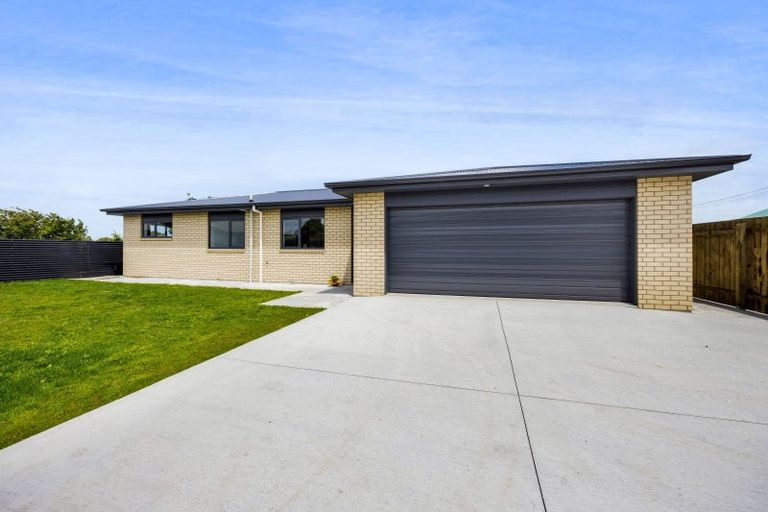 Photo of property in 2a Chute Street, Normanby, Hawera, 4614