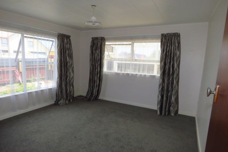 Photo of property in 223-225 Palmerston Street, Westport, 7825