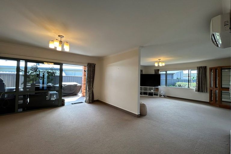 Photo of property in 10 Lewis Way, Poraiti, Napier, 4112