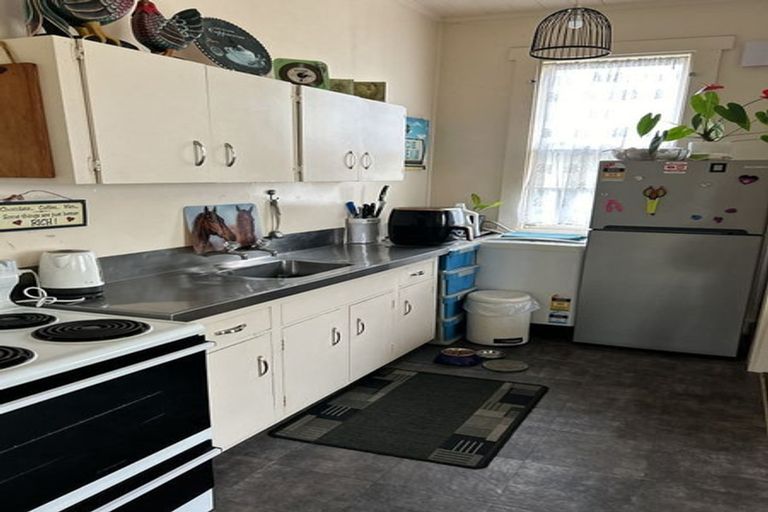 Photo of property in 450b Thames Street, Morrinsville, 3300