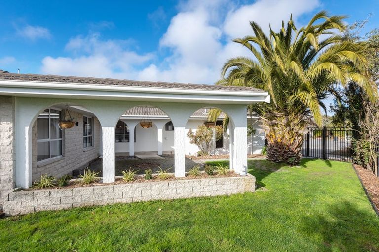 Photo of property in 27 Resolution Place, Bryndwr, Christchurch, 8053