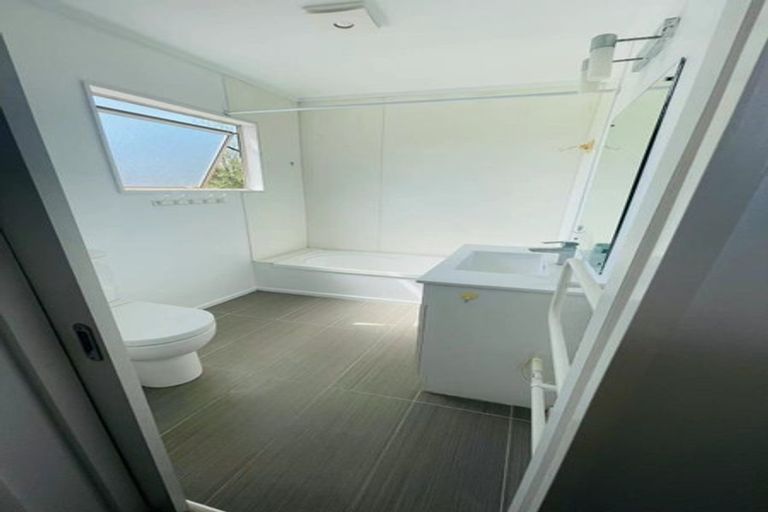 Photo of property in 2/23 Havelock Avenue, Forrest Hill, Auckland, 0620