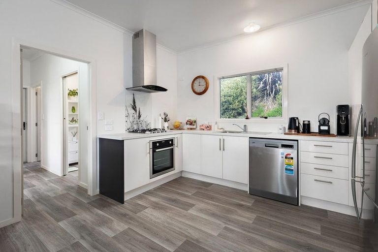 Photo of property in 71 Mangotahi Road, Thames, 3577