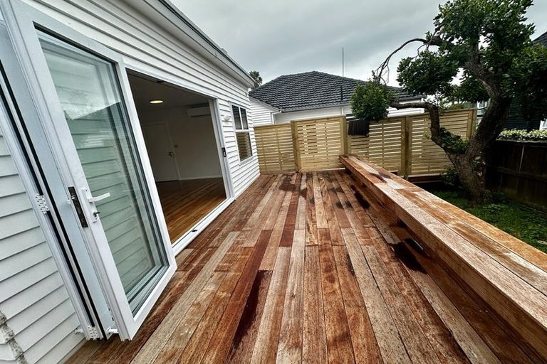 Photo of property in 2/8 Campbell Road, Takapuna, Auckland, 0622