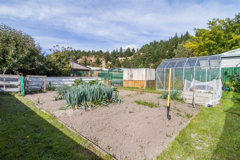 Photo of property in 11 Hopkins Street, Luggate, Cromwell, 9383