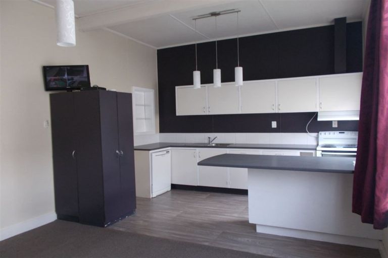 Photo of property in 15-15a Rathmore Street, West End, Timaru, 7910